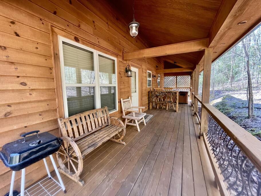 2 Bed Cabin Hot Tub Close To Helen #16 Exteriér fotografie